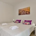 Guzman - Cantal Apartamento
